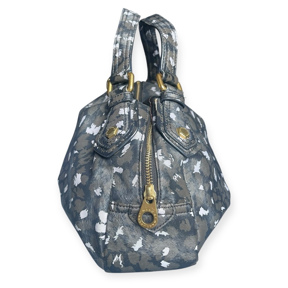 Marc Jacobs Black and Gray Hobo Bag with Metallic Accents - Picture 5 of 11